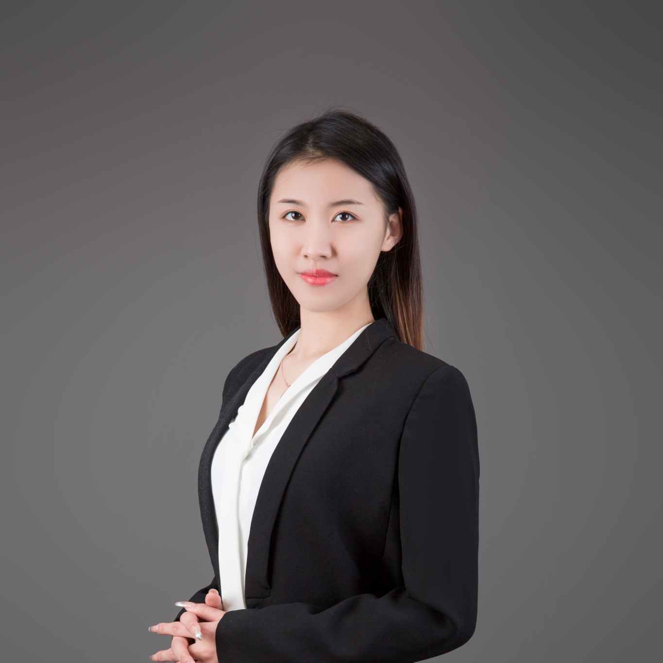张嘉雯